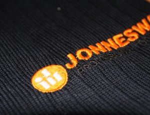 Koszule i swetry dla firmy Jonnesway